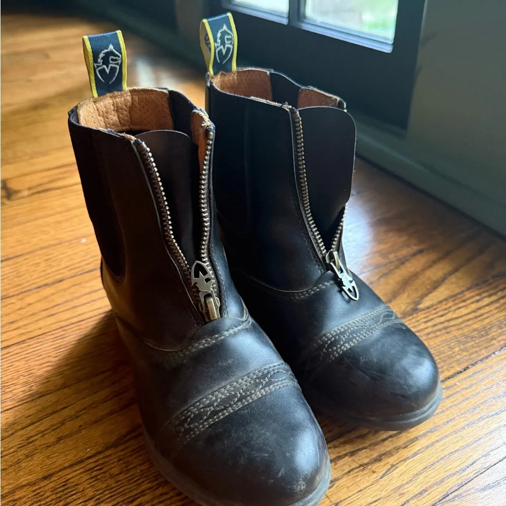 Moretta kids horseback riding shoes and half chaps, size 2 - Picture 6 of 8